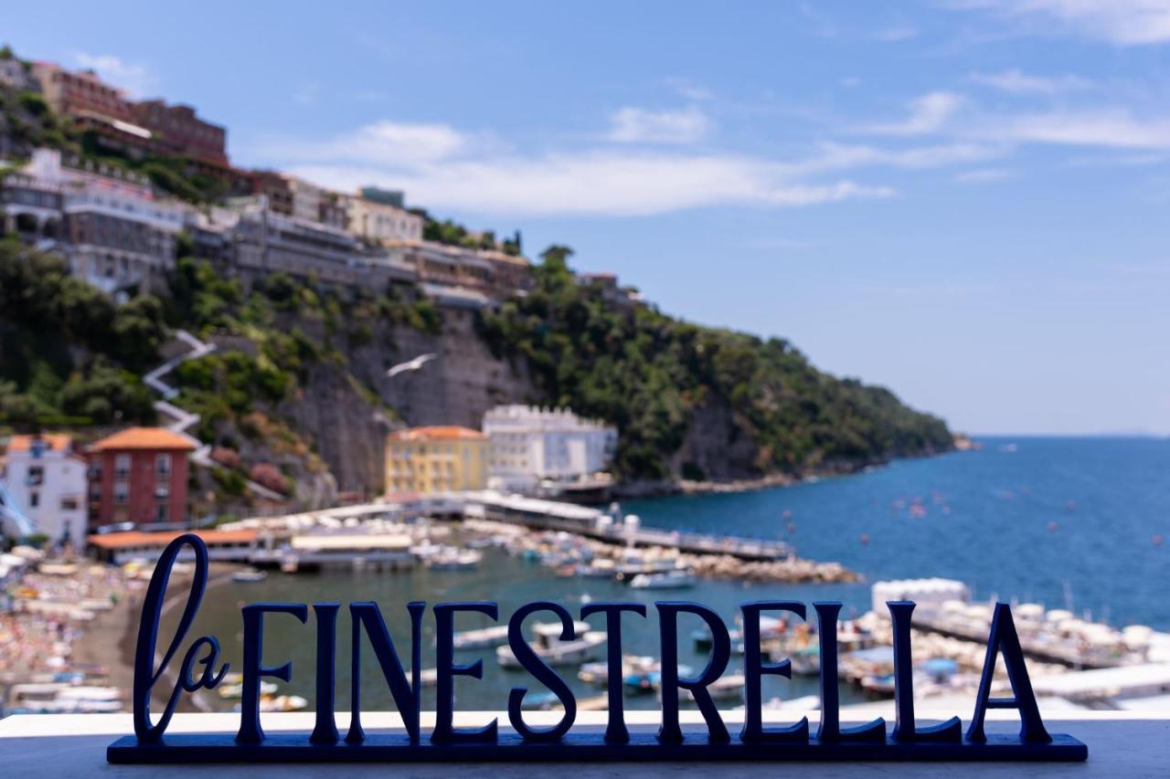 Aparthotel Relais Del Mare Sorrento Esterno foto