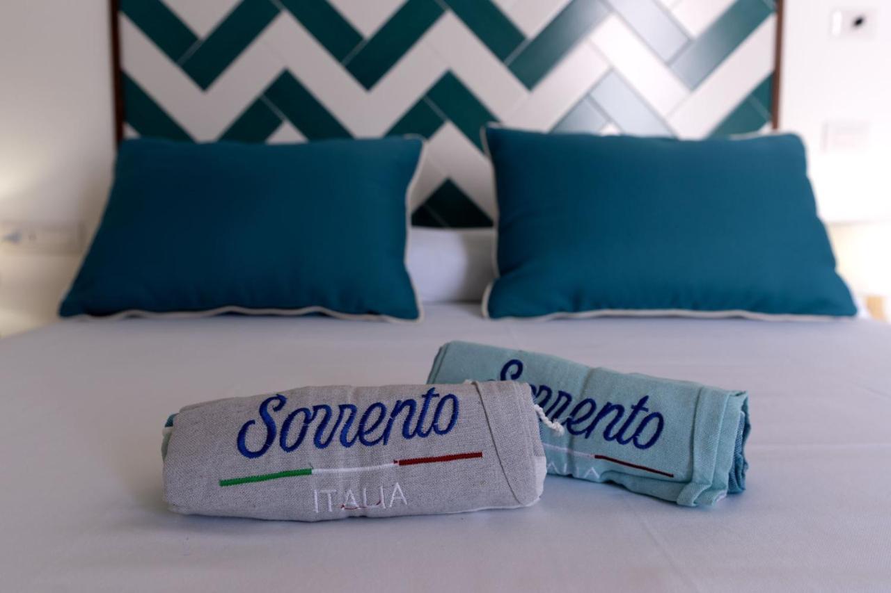 Aparthotel Relais Del Mare Sorrento Esterno foto