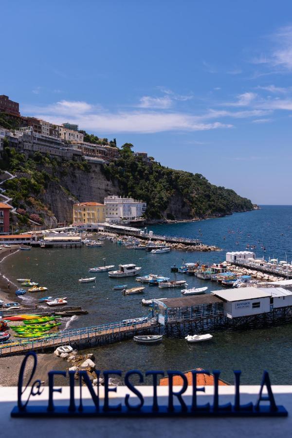 Aparthotel Relais Del Mare Sorrento Esterno foto